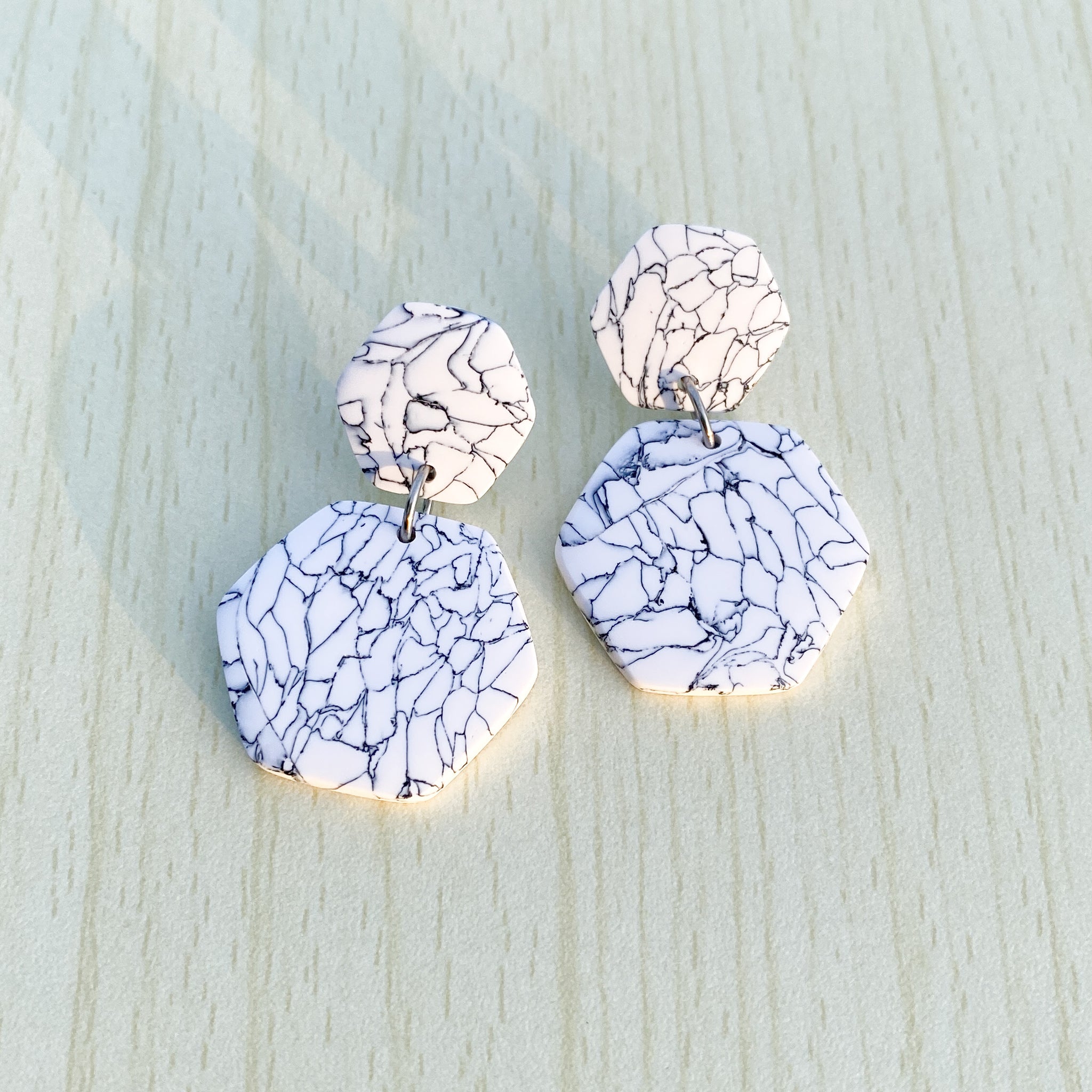 Black and White Faux Marble Hexagons